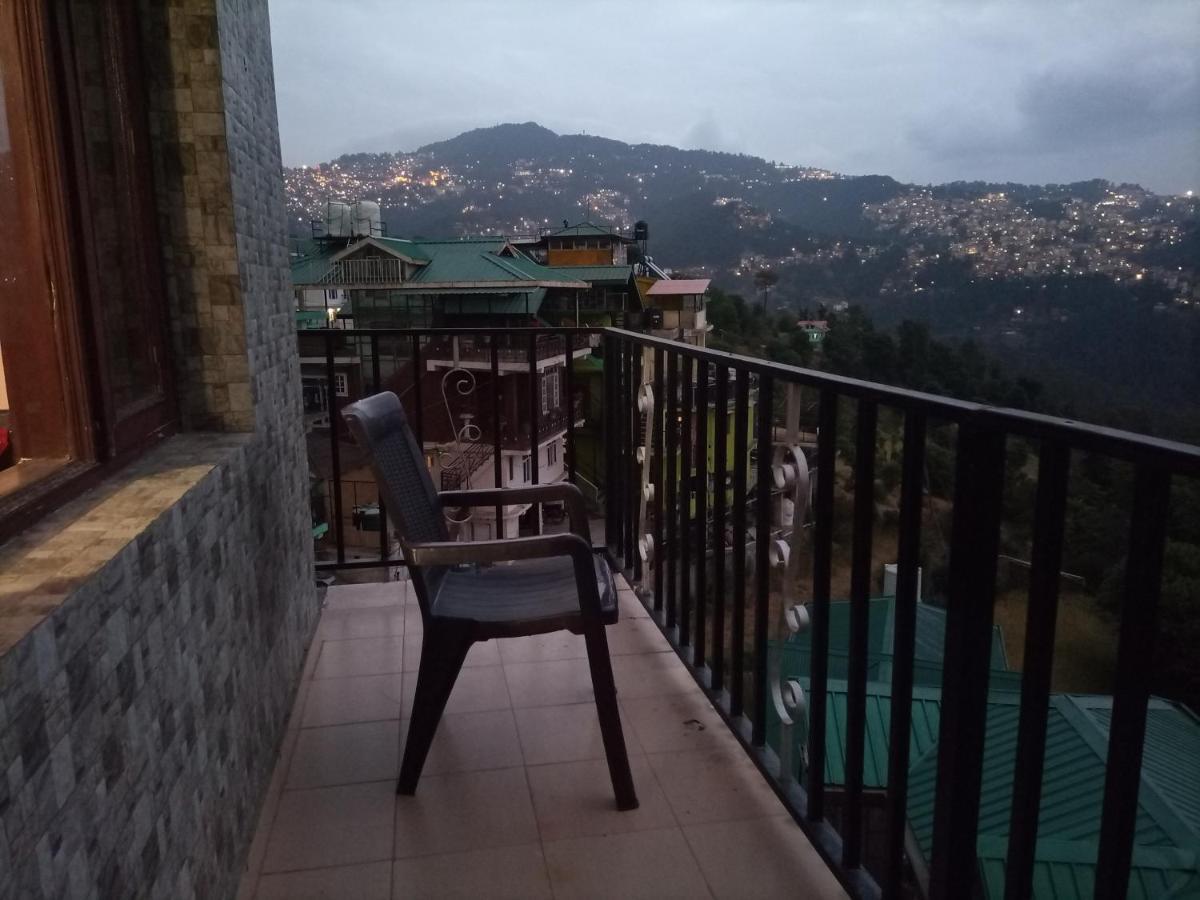 Thakur Homes- Couple And Family Friendly Homestay شيملا المظهر الخارجي الصورة