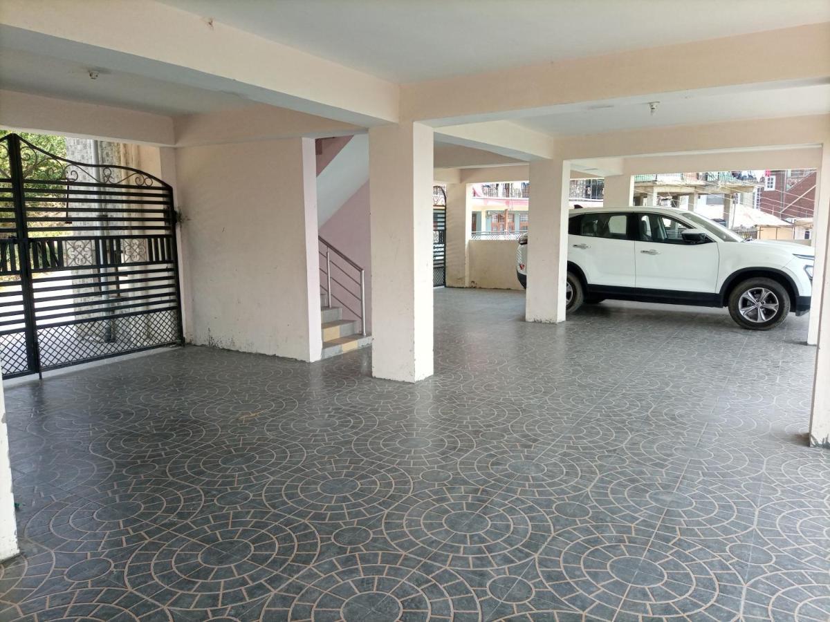 Thakur Homes- Couple And Family Friendly Homestay شيملا المظهر الخارجي الصورة