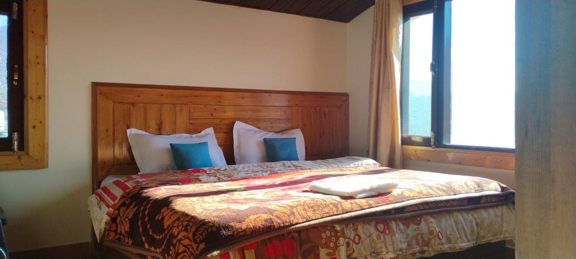 Thakur Homes- Couple And Family Friendly Homestay شيملا المظهر الخارجي الصورة